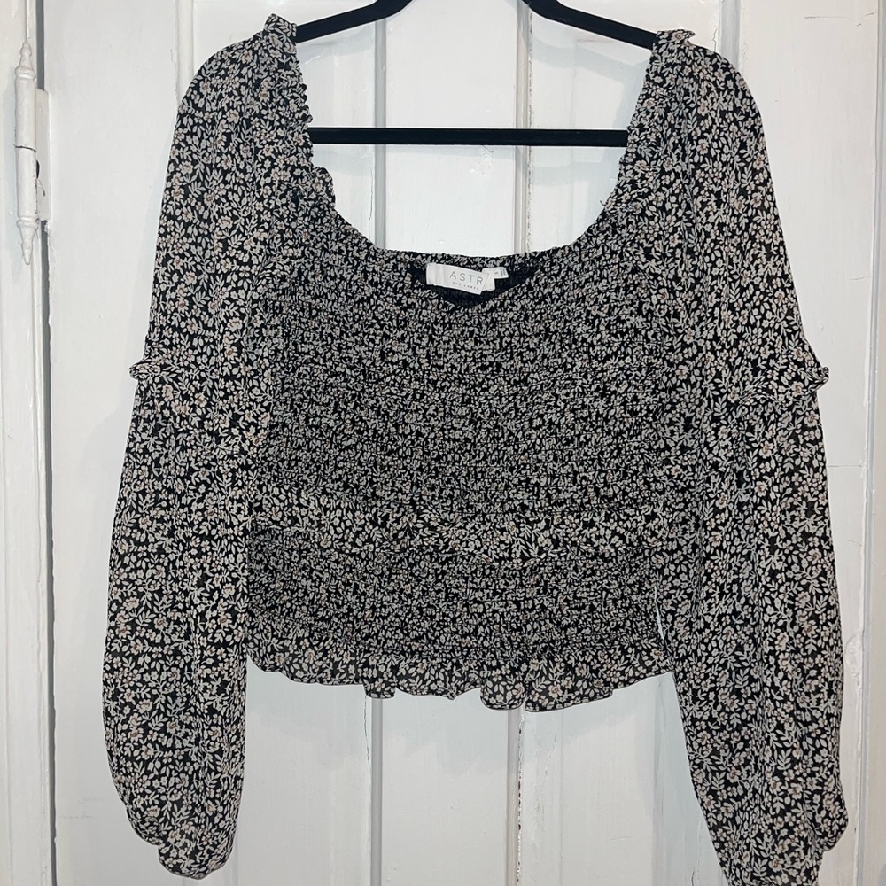 ASTR long sleeve sunflower top